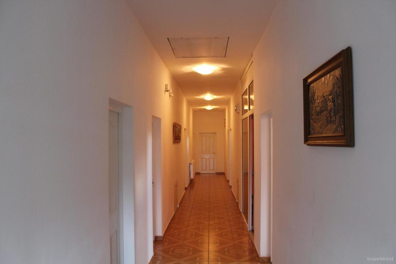 Szasz&Szasz Panzio Bed & Breakfast Gheorgheni  Exterior photo