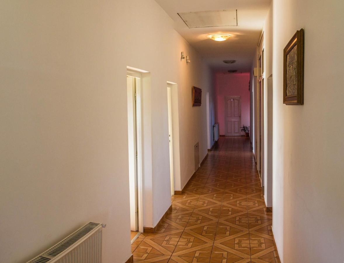 Szasz&Szasz Panzio Bed & Breakfast Gheorgheni  Exterior photo